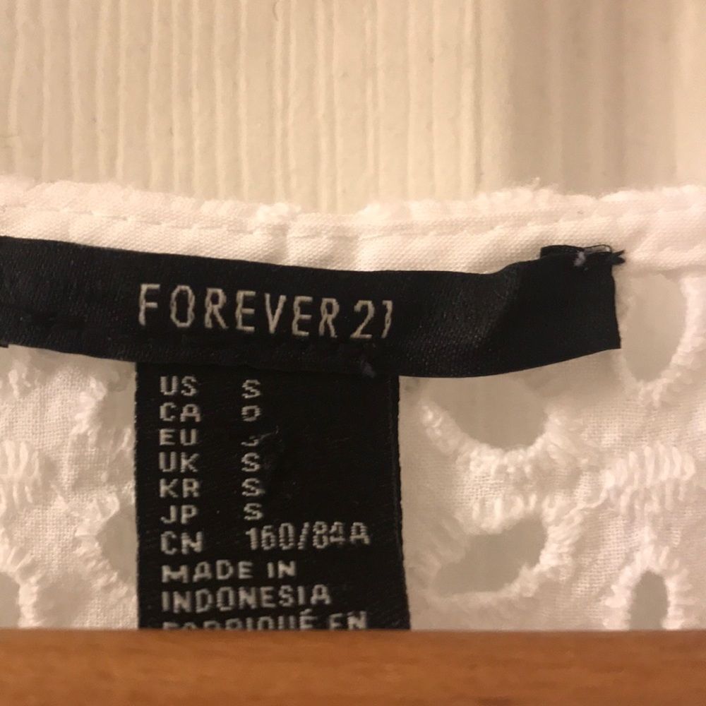 Forever 21 side zip sleeveless top size S - Picture 4 of 5